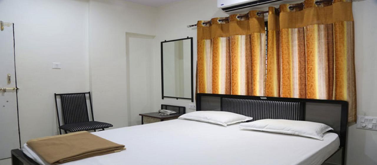 Anand Mahal Hotel Nagpur Extérieur photo